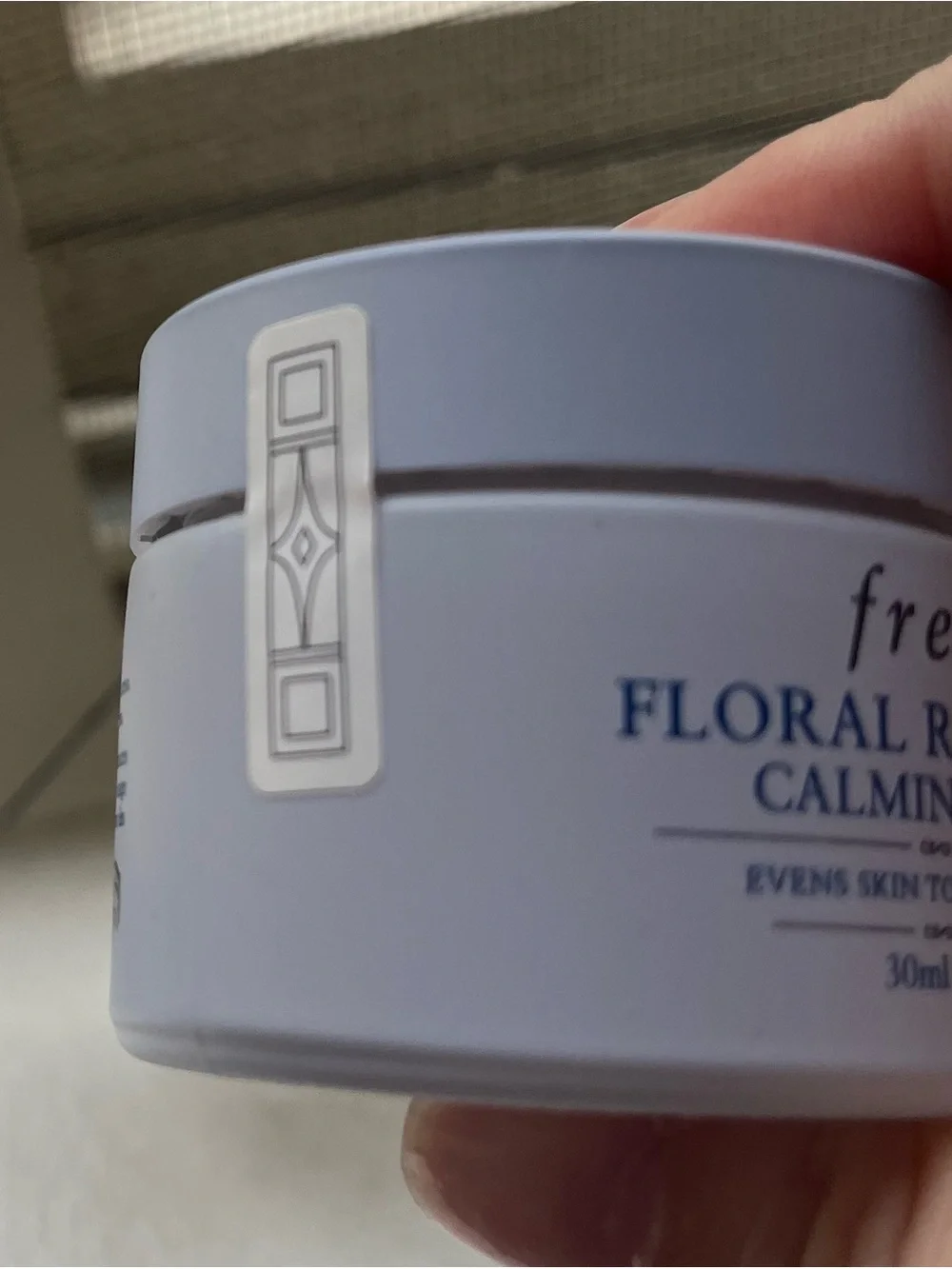 fresh soothes evens
